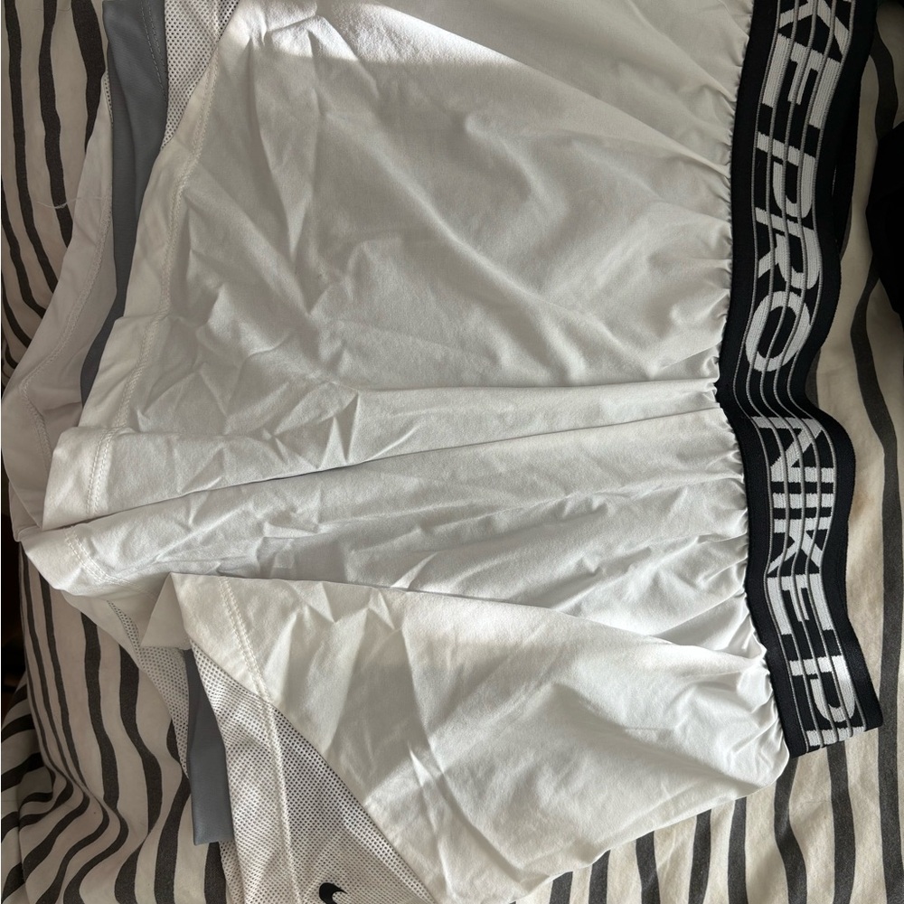 Nike White and Black Athletic Skirt